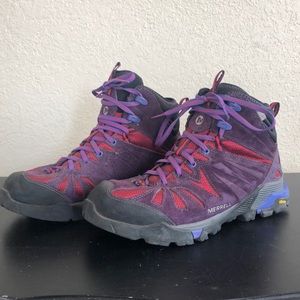 Barely Worn Merrell Wonen’s Capra Waterproof Boots